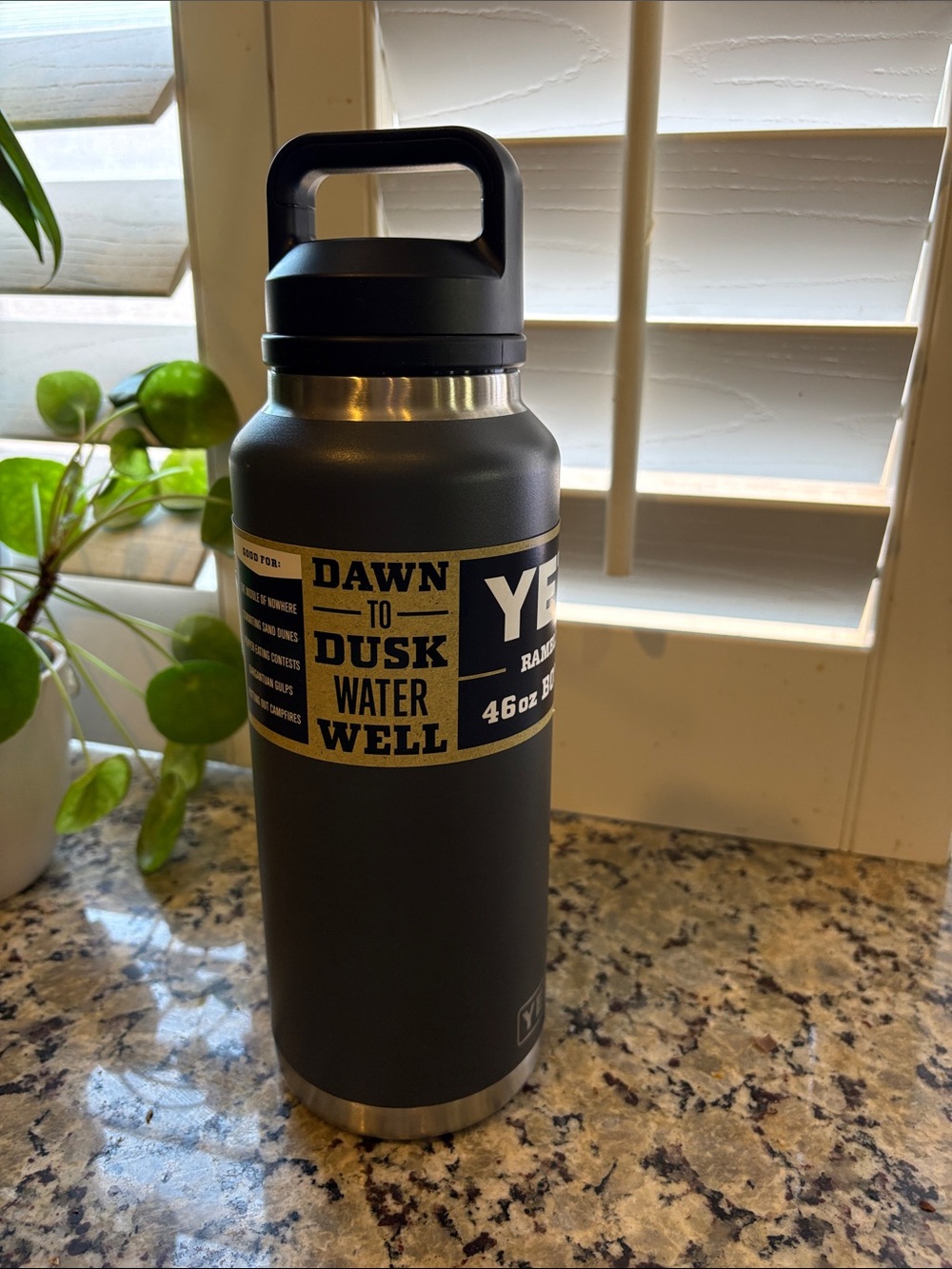 NWT Yeti Rambler 46oz